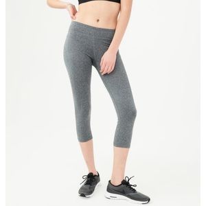Aeropostale “Best Booty Ever” Capris